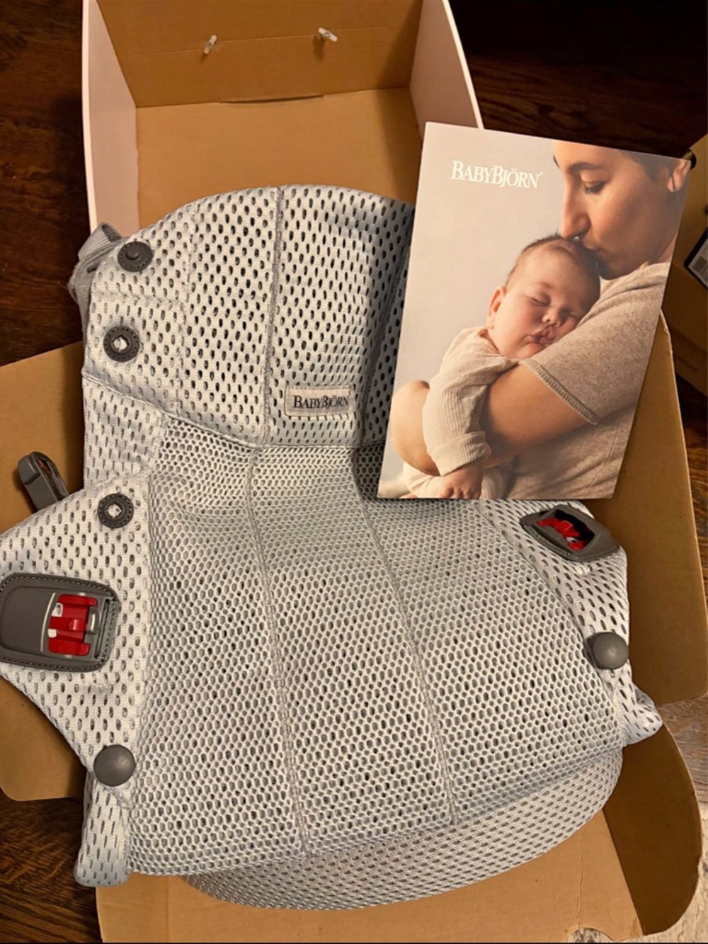 BabyBjörn new in box - Picture 2 of 2